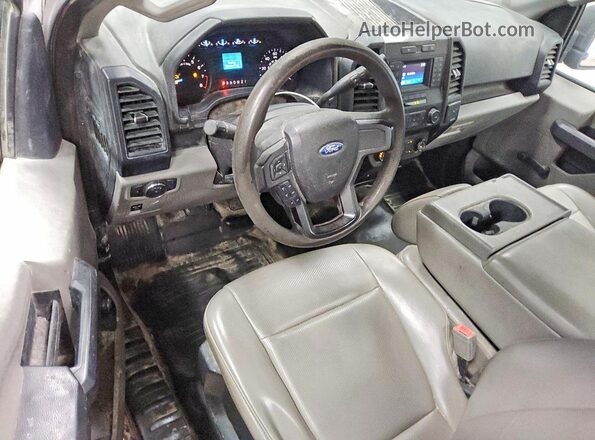 1FTMF1CB9KKD57235 2019 FORD F150 White Vista del salpicadero