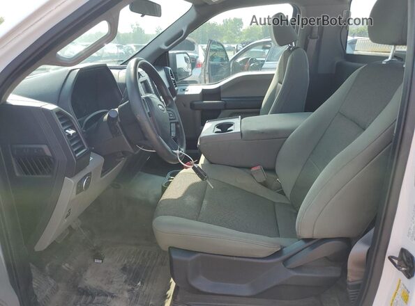 1FTMF1CP6JKF06694 2018 FORD F150 White Vista interior delantera