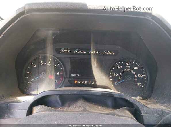 1FTMF1CP9GKD30264 2016 FORD F150 White Вид задніх сидінь