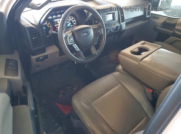 1FTMF1CPXGKD57151 2016 FORD F150 White Widok deski rozdzielczej