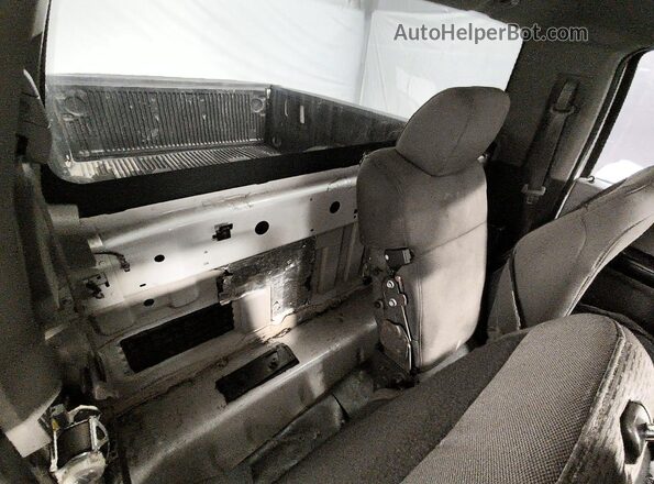 1FTMF1EB2JKC76377 2018 FORD F150 White Հետևի նստատեղերի տեսք