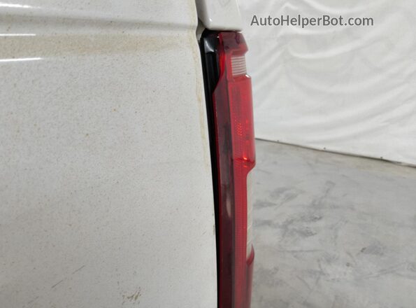 1FTMF1EB2JKC76377 2018 FORD F150 White 