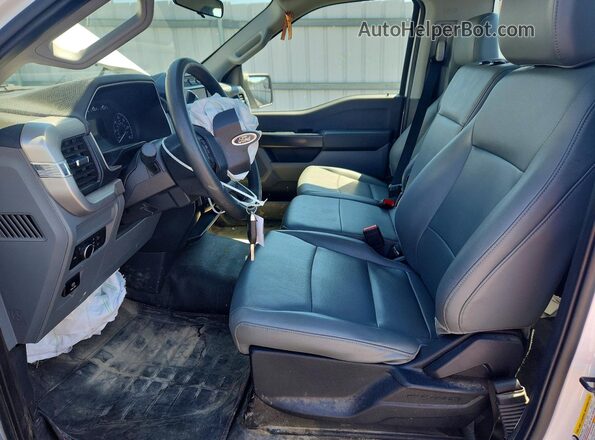 1FTMF1EB7NKD99503 2022 FORD F150 White წინა სალონის ხედი