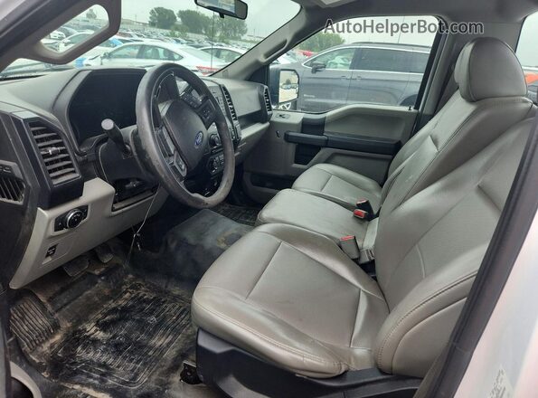 1FTMF1EP4HKD08512 2017 FORD F150 White Vista interior delantera