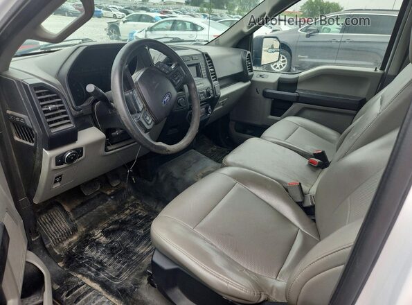 1FTMF1EP4HKD08512 2017 FORD F150 White Vista del salpicadero