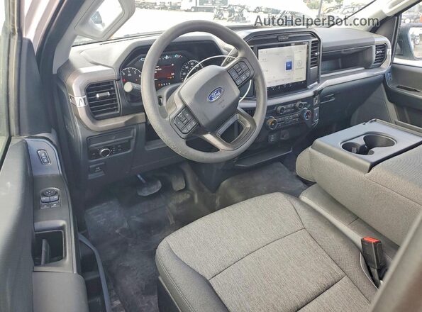 1FTMF1L50TKE13218 2026 FORD F150 White Вид панелі приладів