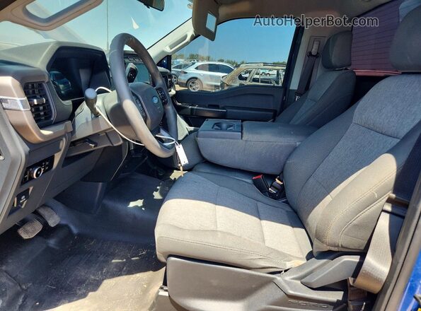 1FTMF1L57RKD30474 2024 FORD F150 Blue Vista interior delantera