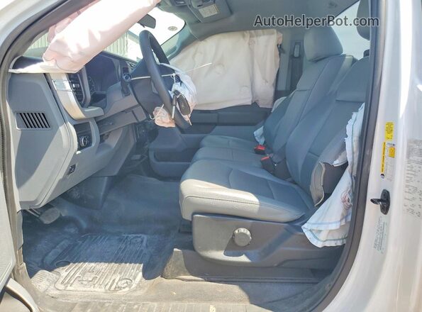 1FTRF3AA6REC49109 2024 FORD F350 White Vista interior delantera