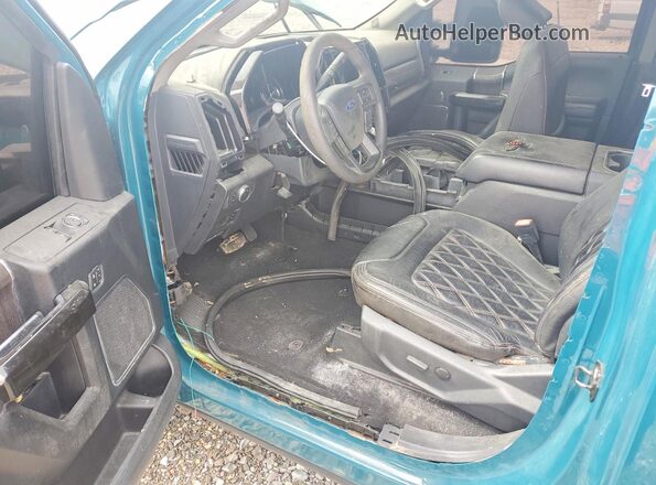 1FTRF3DT4NEC56745 2022 FORD F350 Teal Widok deski rozdzielczej