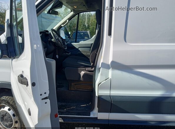 1FTYR3XM3JKA99891 2018 FORD TRANSIT-250 White Front interior view