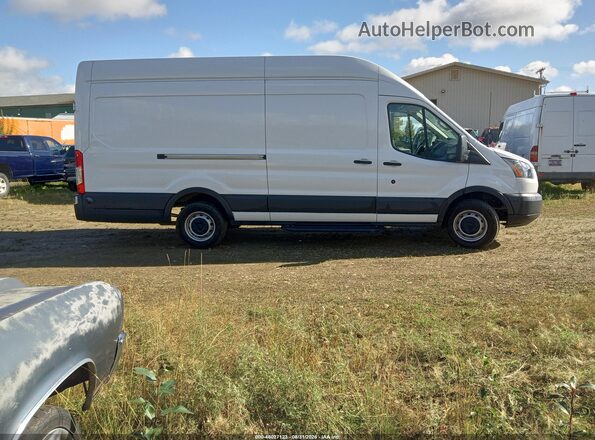 1FTYR3XM3JKA99891 2018 FORD TRANSIT-250 White Rear interior view