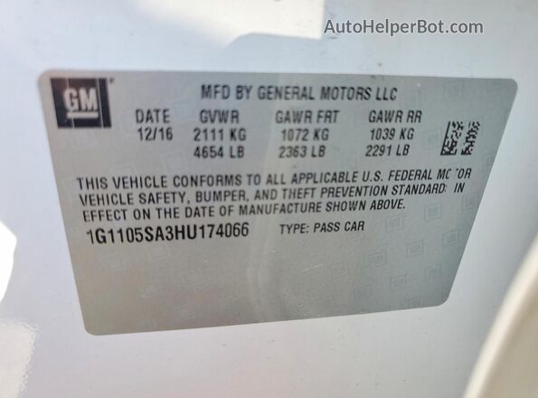 1G1105SA3HU174066 2017 CHEVROLET IMPALA Белый Вид подкапотного пространства