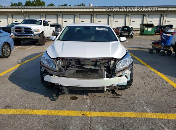 1G11C5SA0GU159062 2016 CHEVROLET MALIBU White Widok z przodu