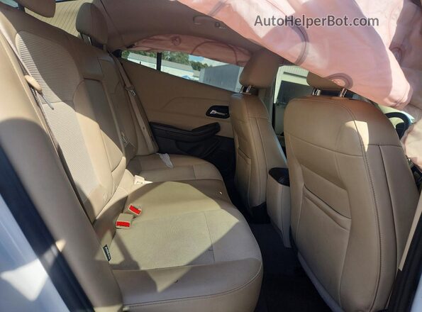 1G11C5SA3GF130787 2016 CHEVROLET MALIBU White Հետևի նստատեղերի տեսք