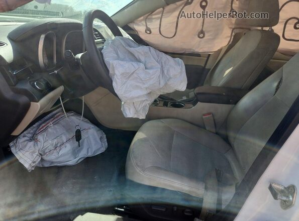 1G11C5SA3GF130787 2016 CHEVROLET MALIBU White Սալոնի դիմացի տեսք