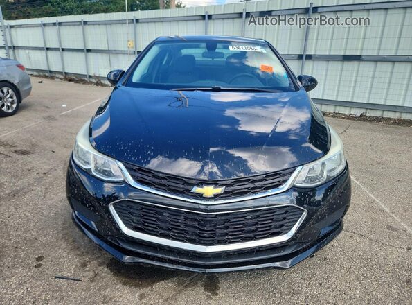 1G1BC5SM9J7204309 2018 CHEVROLET CRUZE Черный Вид спереди