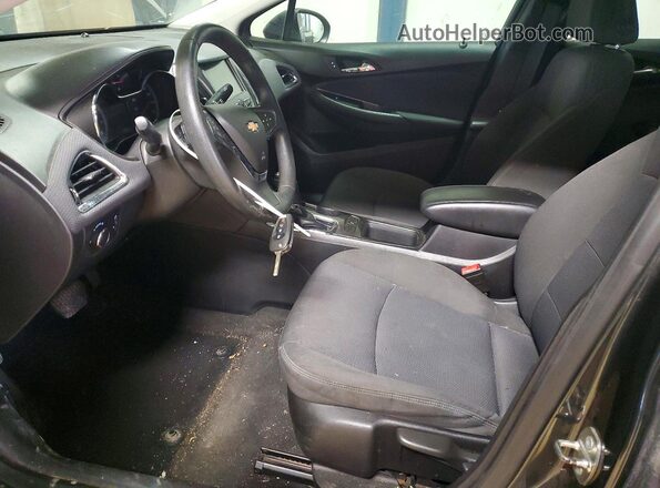 1G1BE5SM2J7163399 2018 CHEVROLET CRUZE Угольный Вид салона спереди