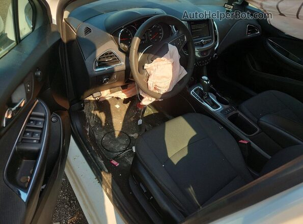 1G1BE5SM3K7119106 2019 CHEVROLET CRUZE White Dashboard view