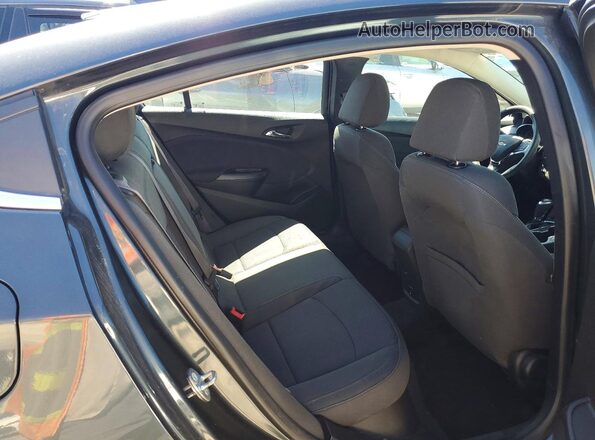 1G1BE5SM5H7233259 2017 CHEVROLET CRUZE Gray Widok tylnych siedzeń