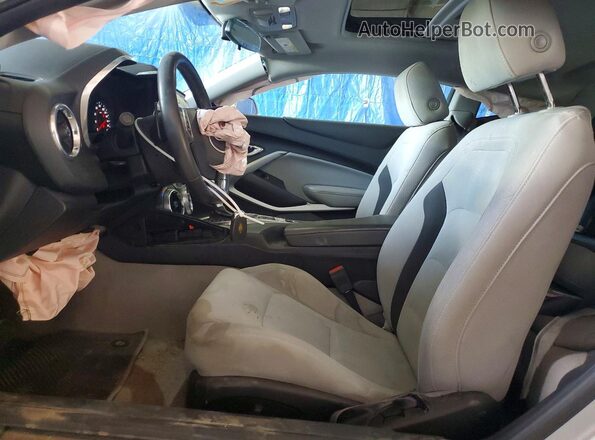 1G1FF1R73H0198544 2017 CHEVROLET CAMARO Silver Vista interior delantera