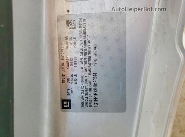 1G1FF1R73H0198544 2017 CHEVROLET CAMARO Silver Vista del compartimento del motor