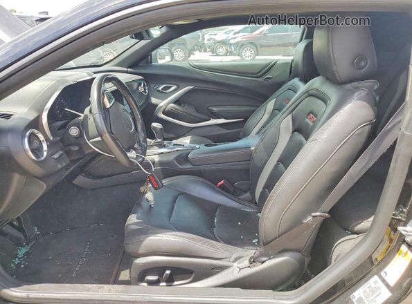1G1FH1R71J0188448 2018 CHEVROLET CAMARO Black Front interior view