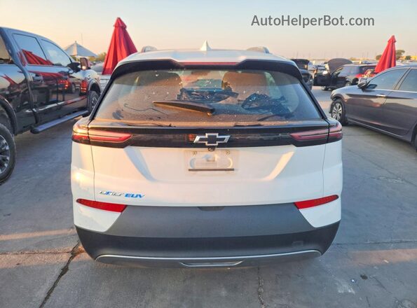 1G1FY6S09P4153636 2023 CHEVROLET BOLT White Rear view