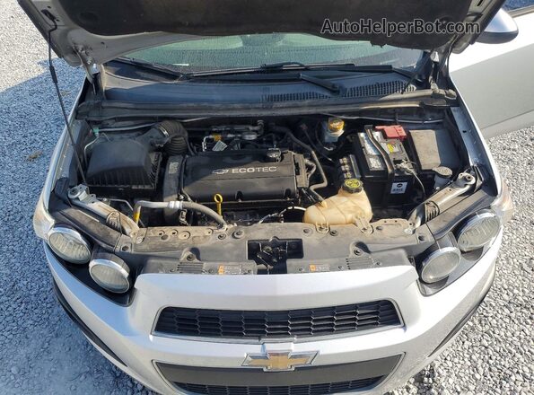 1G1JA5SH8G4153531 2016 CHEVROLET SONIC Silver Vista interior trasera
