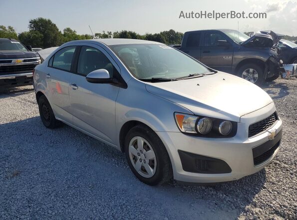 1G1JA5SH8G4153531 2016 CHEVROLET SONIC Silver Delantero derecho
