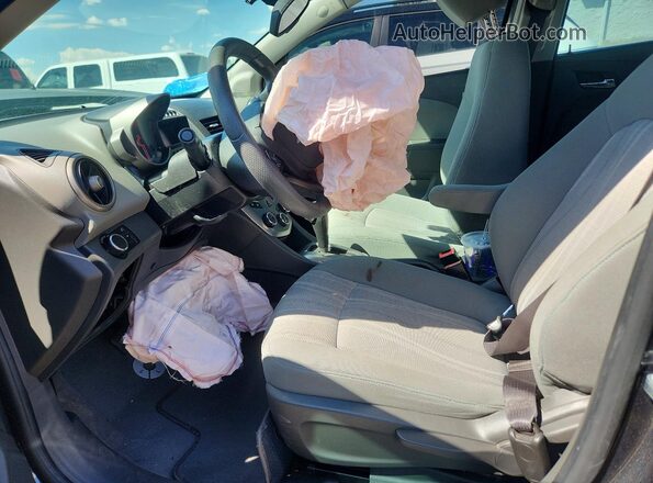 1G1JC5SH2G4180816 2016 CHEVROLET SONIC Серый Вид салона спереди
