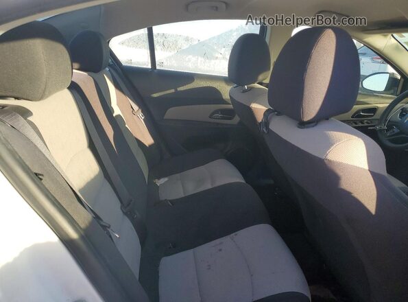 1G1PC5SH8G7169103 2016 CHEVROLET CRUZE Белый Вид задних сидений