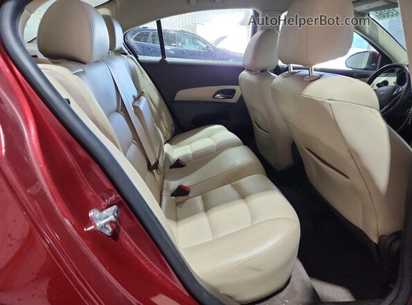 1G1PF5SB0G7125437 2016 CHEVROLET CRUZE Maroon Widok tylnych siedzeń
