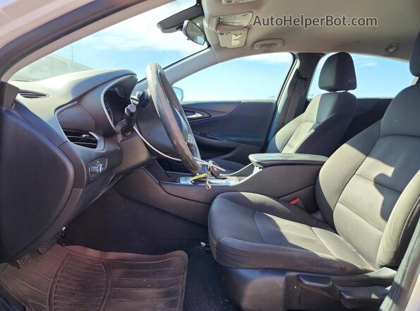 1G1ZB5ST1JF176228 2018 CHEVROLET MALIBU White Սալոնի դիմացի տեսք