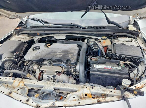 1G1ZB5ST3HF284781 2017 CHEVROLET MALIBU Белый Вид задней части салона