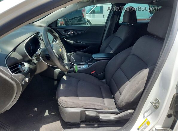 1G1ZB5ST5KF120844 2019 CHEVROLET MALIBU White Widok wnętrza z przodu