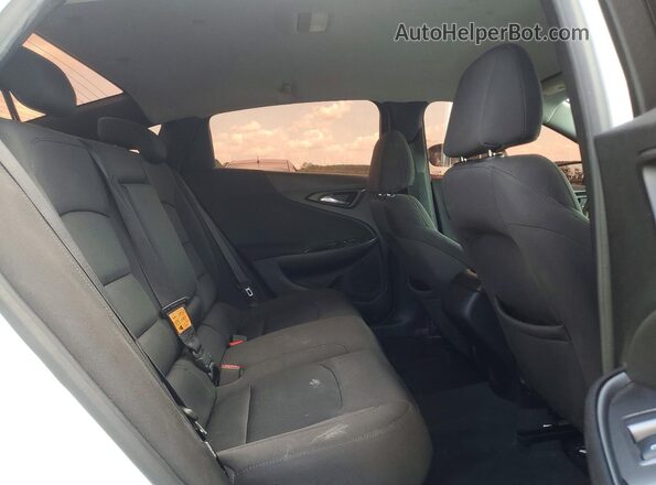 1G1ZB5ST6HF293877 2017 CHEVROLET MALIBU Белый Вид задних сидений
