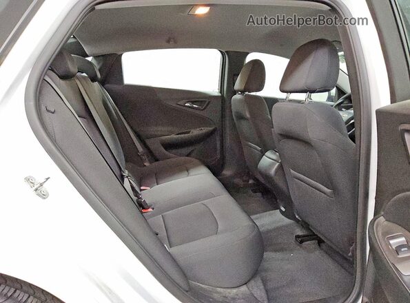 1G1ZC5ST7MF089760 2021 CHEVROLET MALIBU White Widok tylnych siedzeń