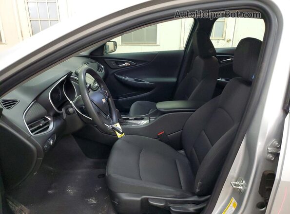 1G1ZC5ST9LF005095 2020 CHEVROLET MALIBU Серебряный Вид салона спереди