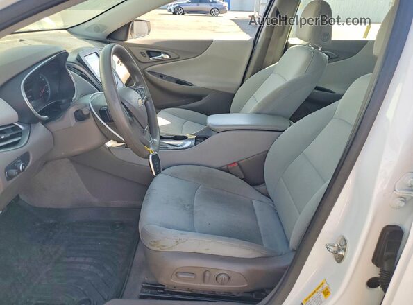 1G1ZC5STXJF101167 2018 CHEVROLET MALIBU White Widok wnętrza z przodu