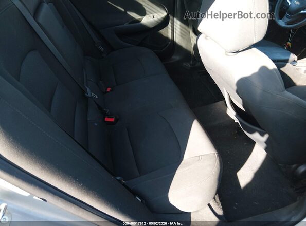 1G1ZD5ST4KF138939 2019 CHEVROLET MALIBU Silver Vista de la etiqueta del VIN