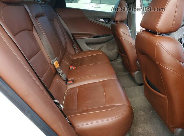 1G1ZE5ST0GF338902 2016 CHEVROLET MALIBU White Widok zestawu wskaźników