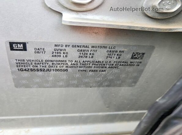 1G4ZS5SS2JU106596 2018 BUICK LACROSSE Silver Շարժիչի բաժամունքի տեսք