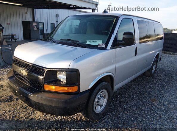 1GAWGEFG1G1246088 2016 CHEVROLET EXPRESS Silver Առջևի ձախ երեք քառորդ տեսարան