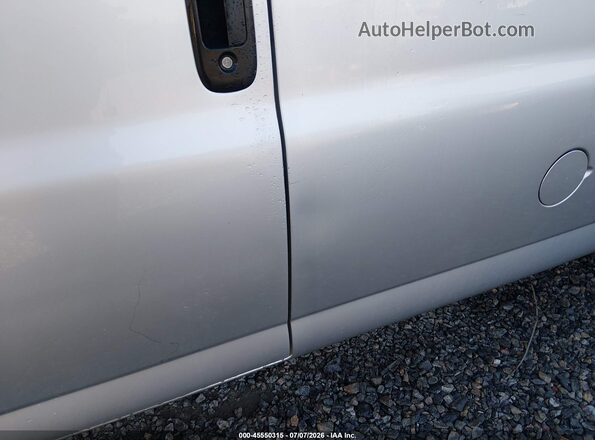 1GAWGEFG1G1246088 2016 CHEVROLET EXPRESS Silver Դիմացի տեսք