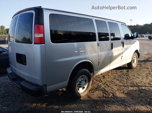 1GAWGEFG1G1246088 2016 CHEVROLET EXPRESS Silver Հետևի աջ