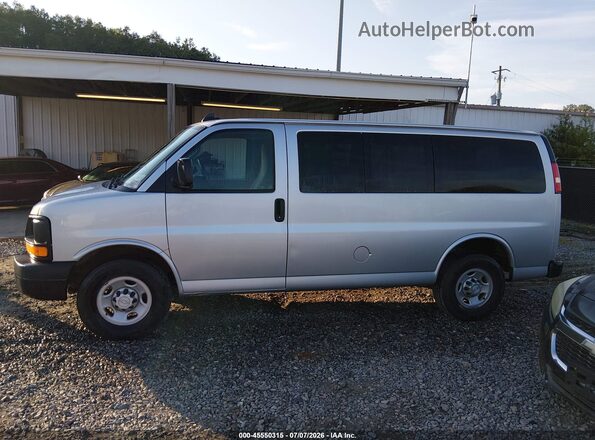 1GAWGEFG1G1246088 2016 CHEVROLET EXPRESS Silver 