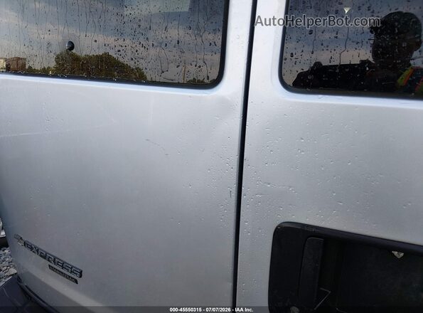 1GAWGEFG1G1246088 2016 CHEVROLET EXPRESS Silver Սալոնի հետևի տեսք