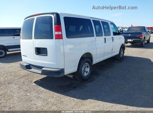 1GAWGEFG1J1282287 2018 CHEVROLET EXPRESS Белый Задняя правая четверть