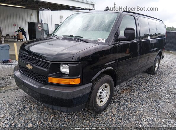 1GAWGEFG2H1266495 2017 CHEVROLET EXPRESS Black Передня ліва чверть