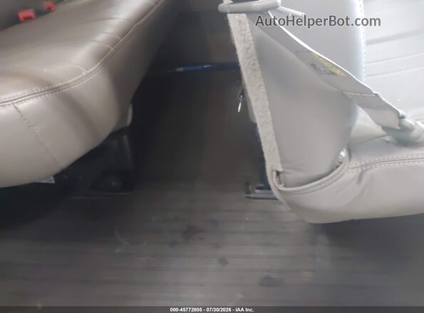 1GAWGEFG3K1340983 2019 CHEVROLET EXPRESS Silver Widok naklejki z numerem VIN